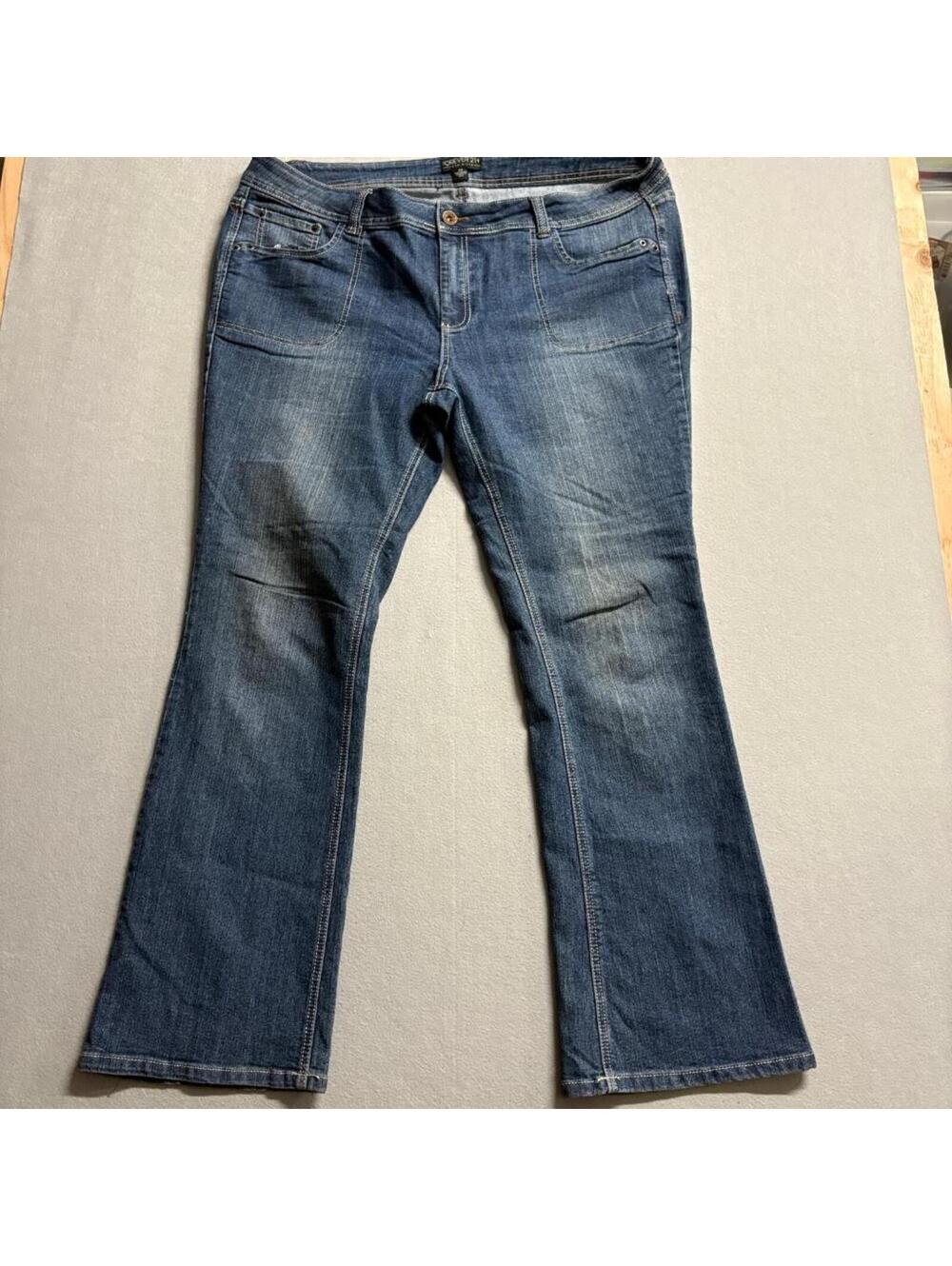 Forever 21 Plus Size 20 Bootcut Jeans Womens Blue Denim Stretch Mid Rise